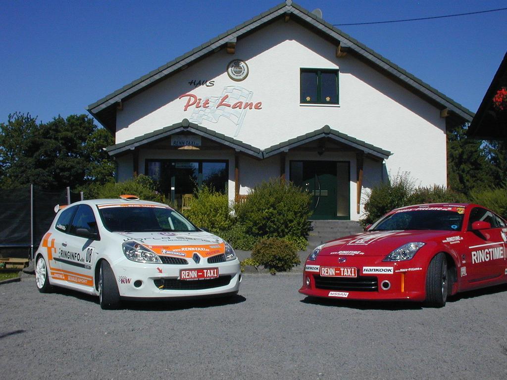 Hotel Pit Lane "Home Of Motorsport" Nürburg Exterior foto